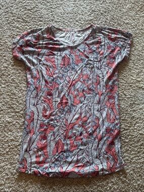 Cariloha Women’s Coral Leaf-Print V-Neck Tee Sleep Dress
